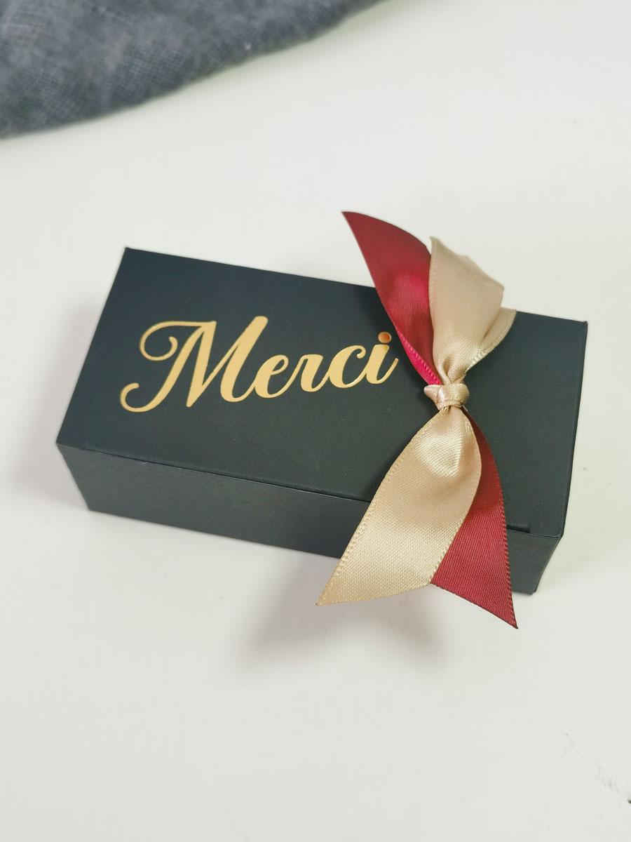 Küçük hediye kutuları MERCI pa - Wedding Supply Business incelemesi ve fiyatı